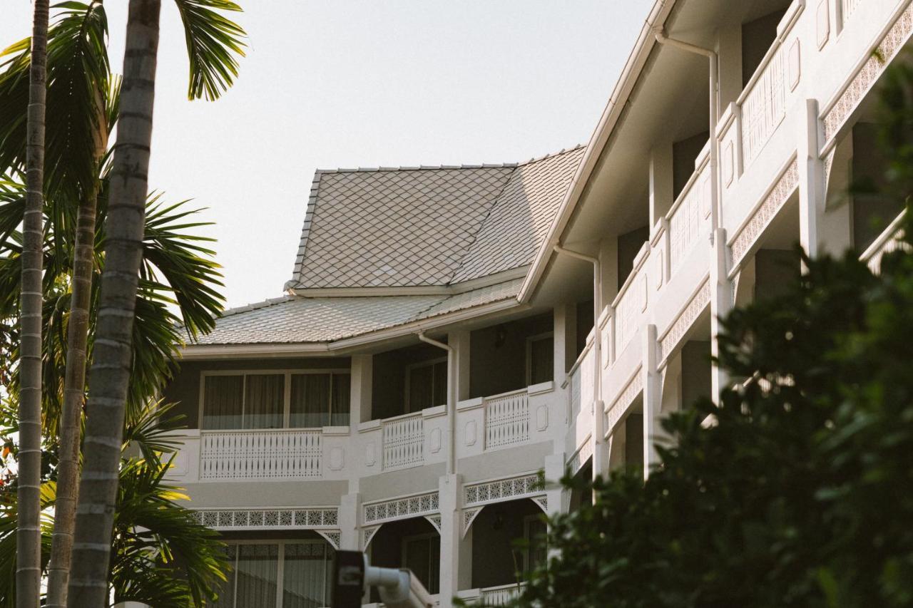 Away Chiang Mai Thapae Resort A Vegan Retreat Dış mekan fotoğraf